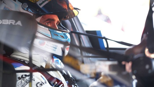 Гран-при BTCC Brands Hatch: Моффат лидировал на протяжении всей гонки и опередил Ингрэма в квалификации